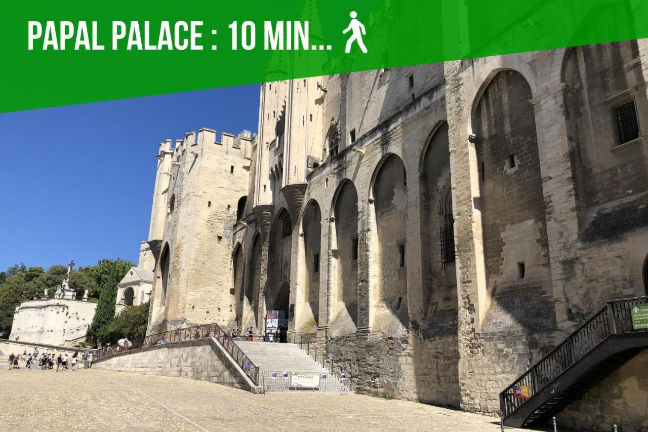 With Apartment Avignon